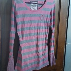 Womens pink and gray long sleeve shirt